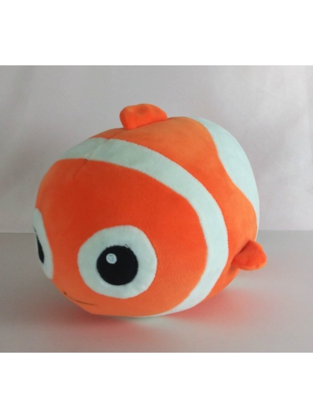Fiesta Lil' Huggy Cora The Clown Fish 8" Plush